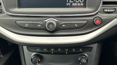 Vauxhall Astra 1.0T ecoTEC Design 5dr Petrol Hatchback